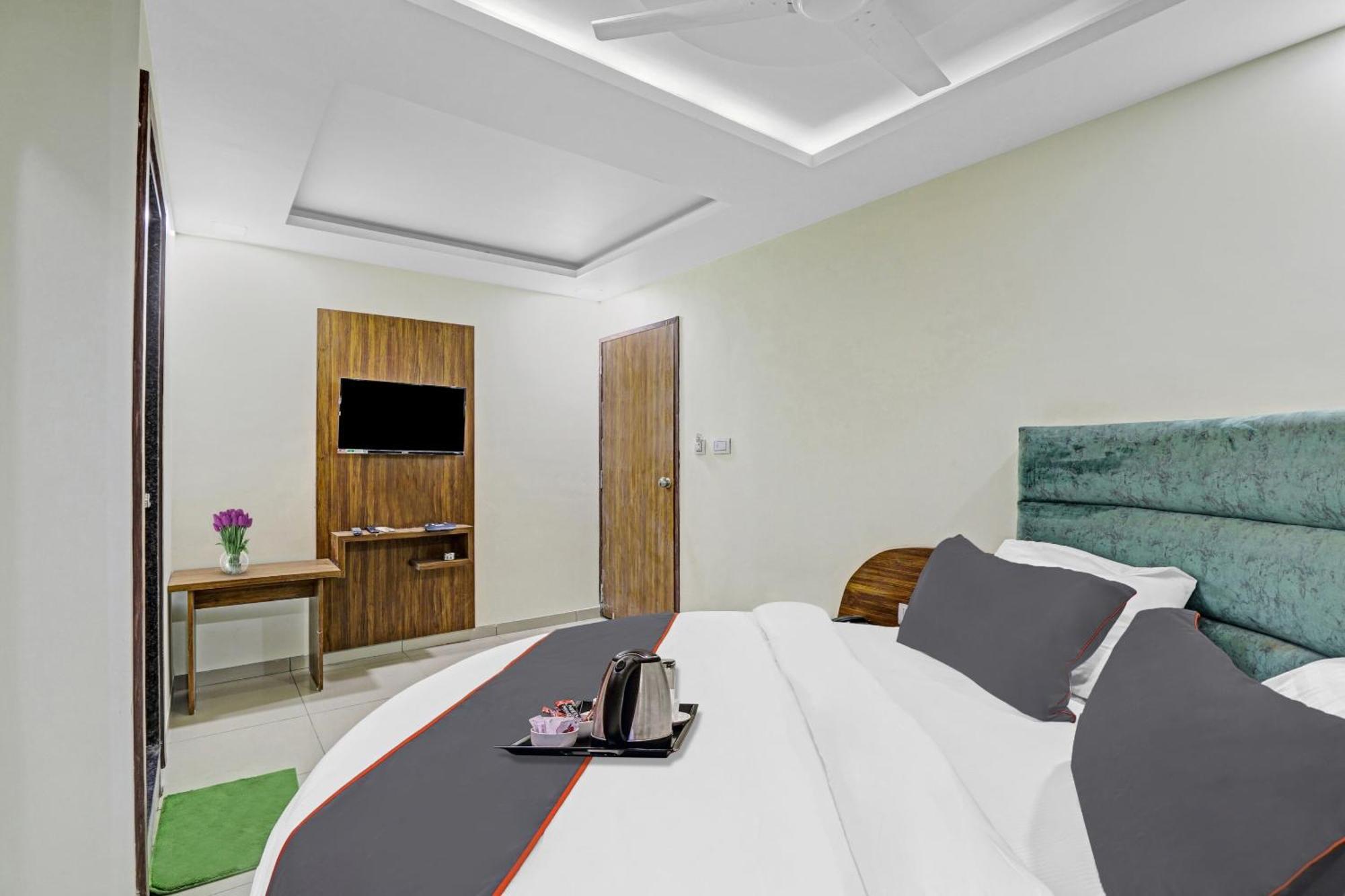 Hotel O Hill View ヴァドーダラー エクステリア 写真